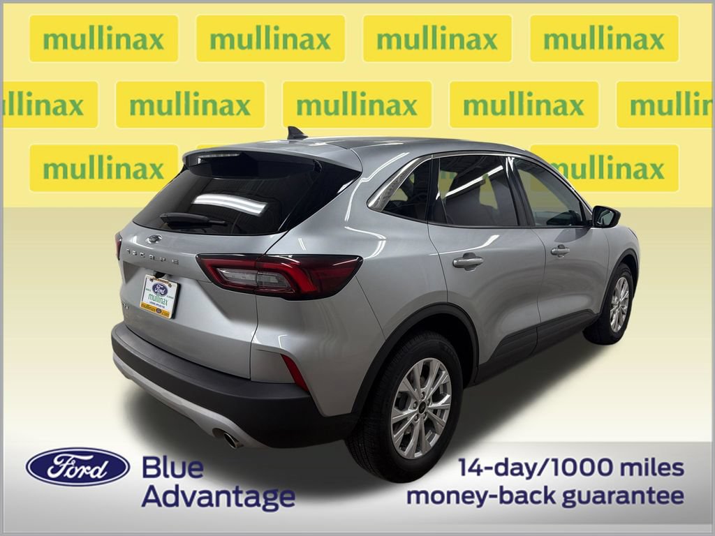 Certified 2024 Ford Escape Active FWD image 3