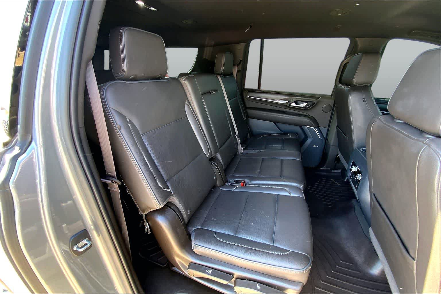 Used 2022 GMC Yukon XL Denali AWD/4WD image 20