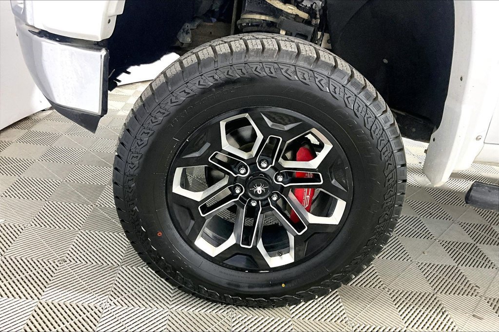 Used 2019 GMC Sierra 1500 SLT w/ SLT Premium Plus Package AWD/4WD image 7