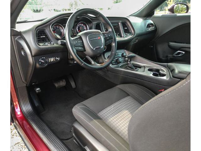 Used 2023 Dodge Challenger SXT image 10