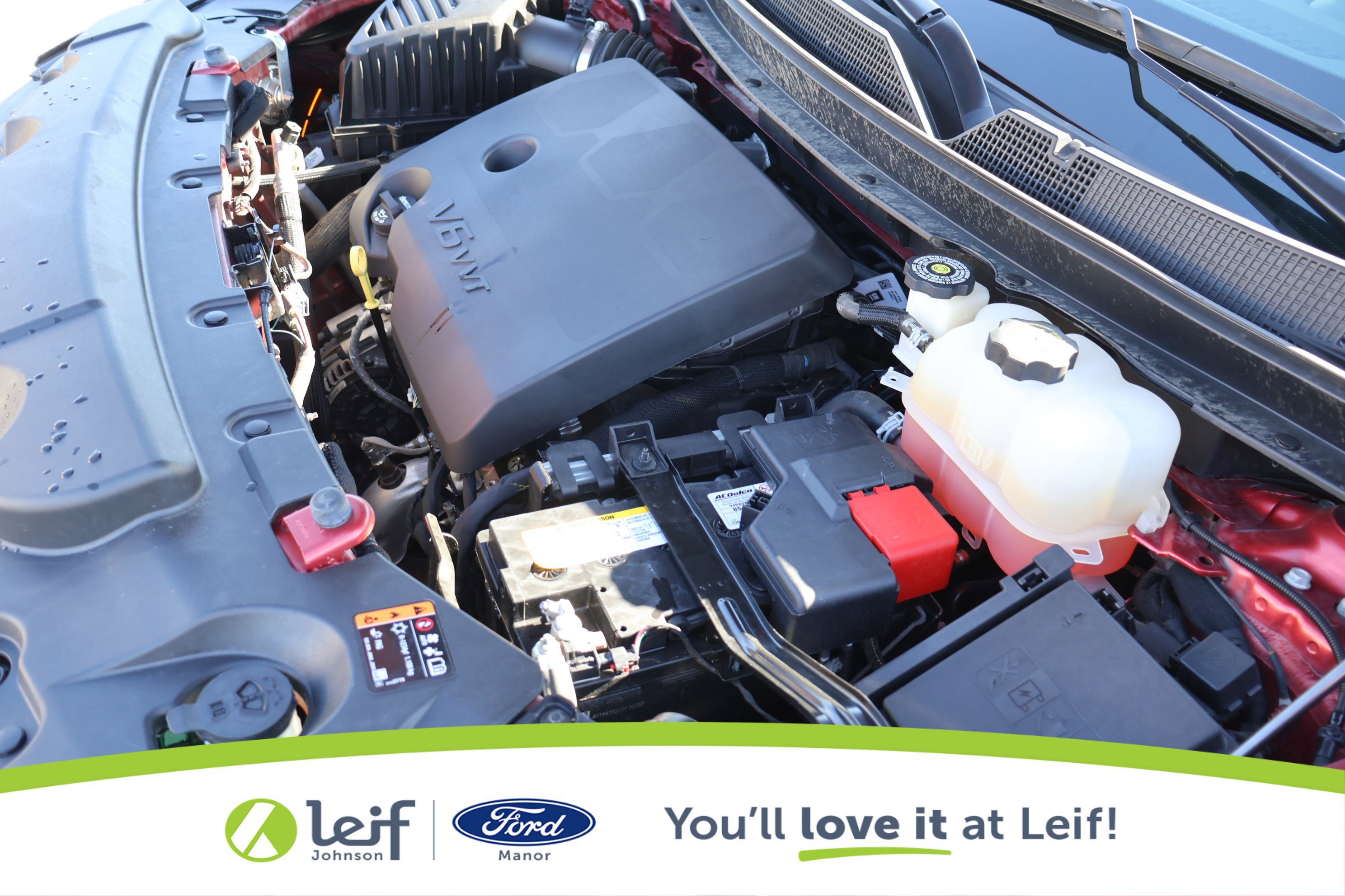 Used 2023 Chevrolet Traverse LT image 42