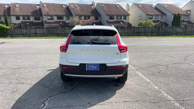 Used 2020 Volvo XC40 T5 Momentum w/ Protection Package Premier AWD/4WD image 45
