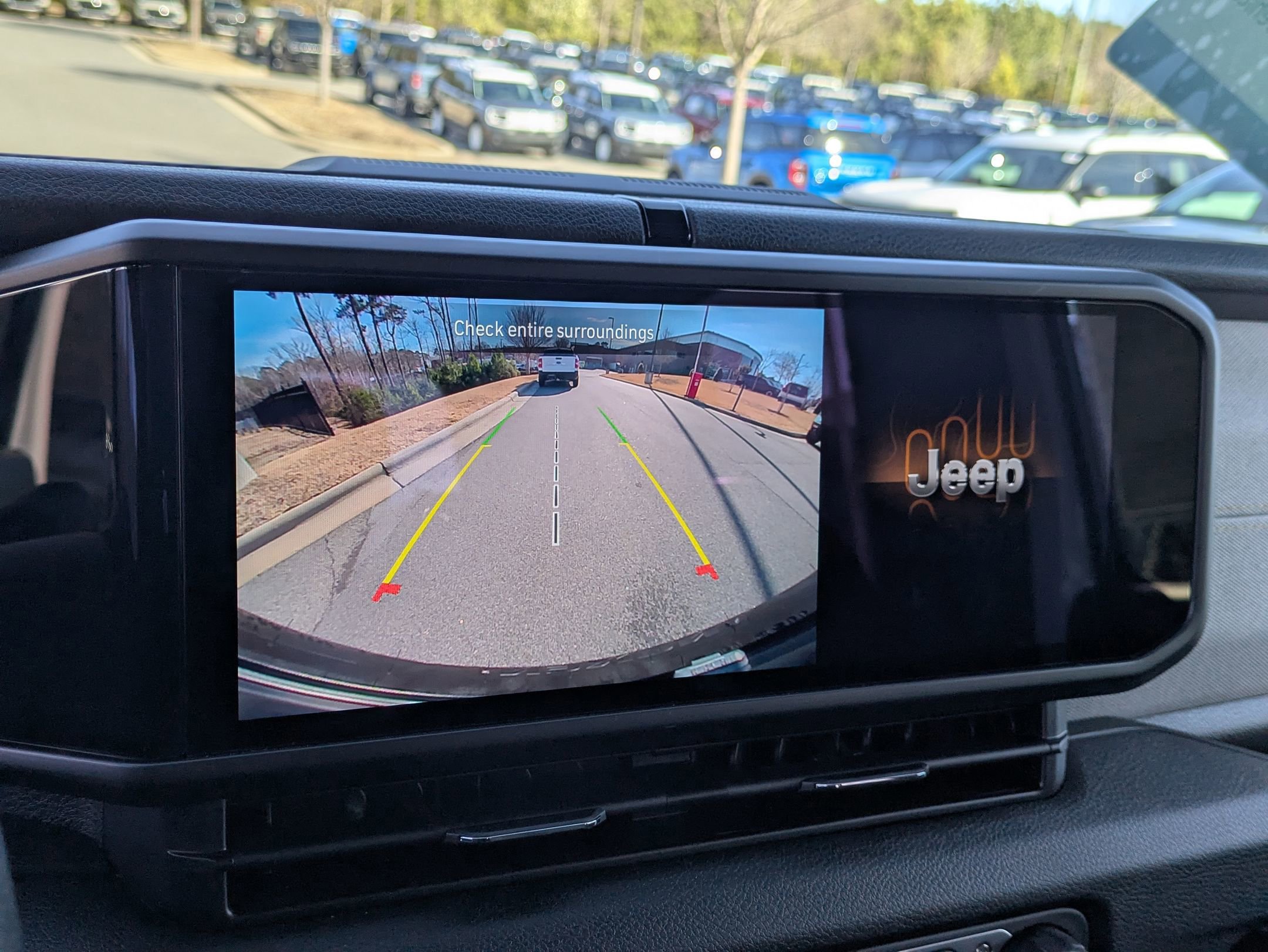 Used 2025 Jeep Wrangler Sport image 23