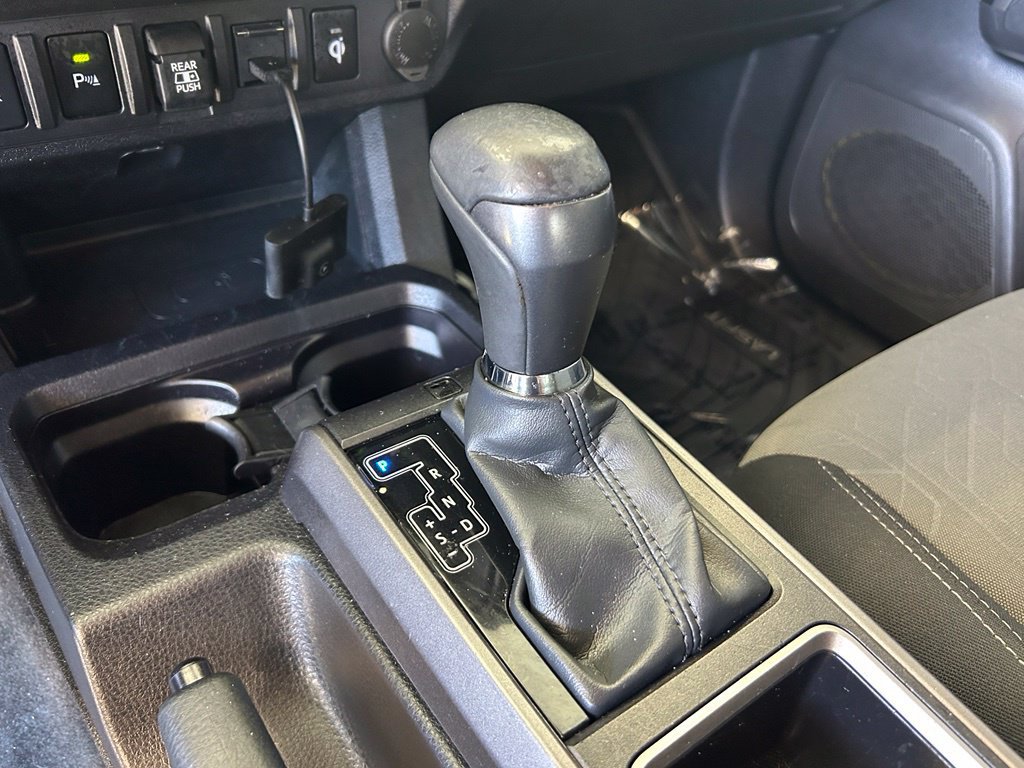Used 2023 Toyota Tacoma TRD Off-Road w/ Technology Package RWD image 14