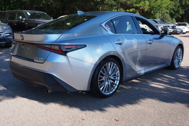 Used 2022 Lexus IS 300 w/ Premium Package RWD image 7