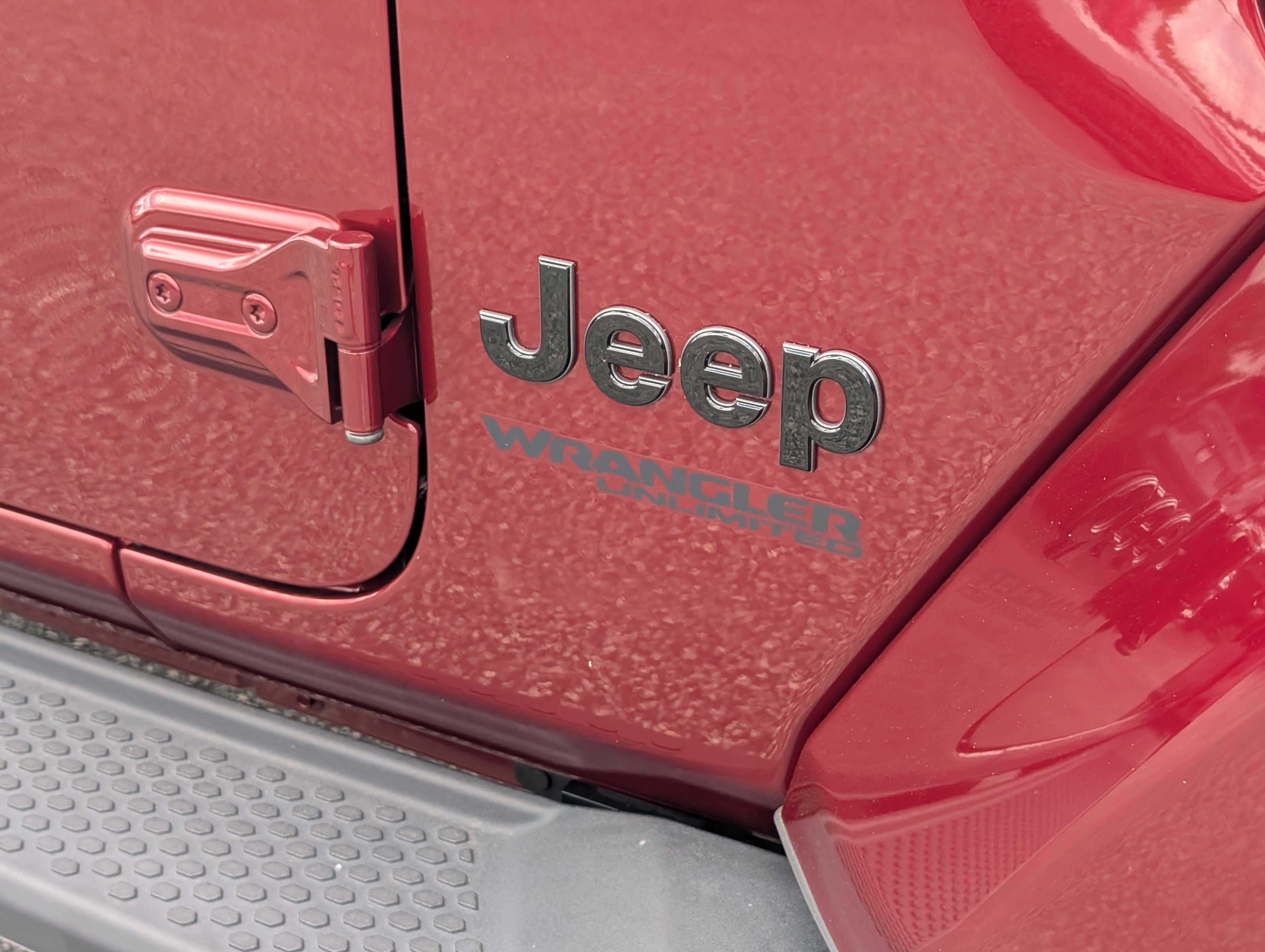 Used 2021 Jeep Wrangler Unlimited Sahara AWD/4WD image 6