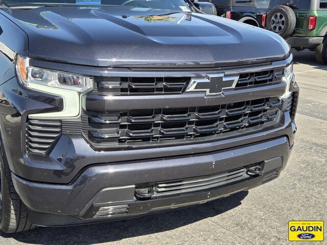 Used 2023 Chevrolet Silverado 1500 RST RWD image 2