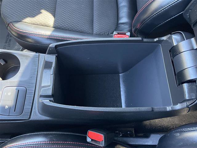 Certified 2025 Ford Escape ST-Line Select AWD/4WD image 30