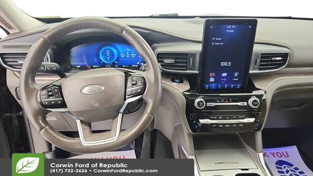 Certified 2024 Ford Explorer Platinum w/ Technology Package image 19