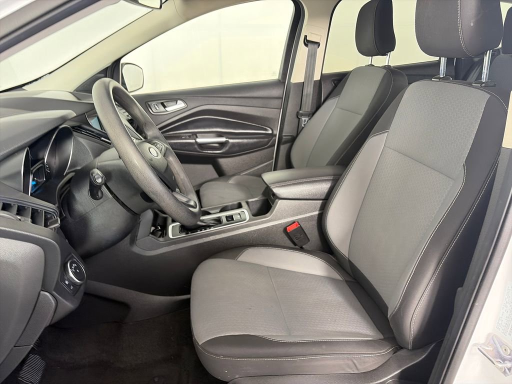 Certified 2019 Ford Escape SE image 11