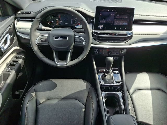 Used 2024 Jeep Compass Limited AWD/4WD image 11