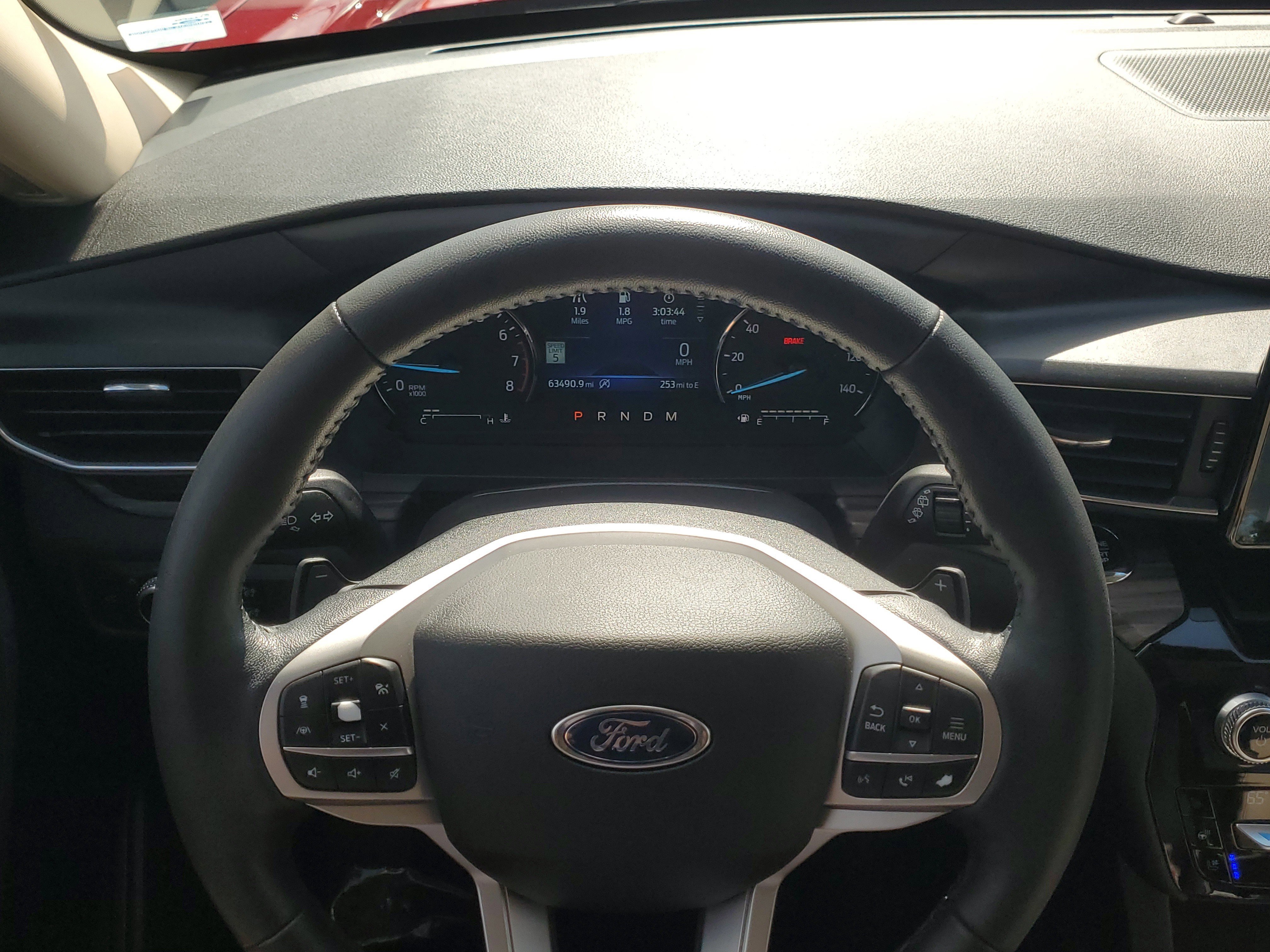 Certified 2021 Ford Explorer Limited w/ Equipment Group 301A image 25