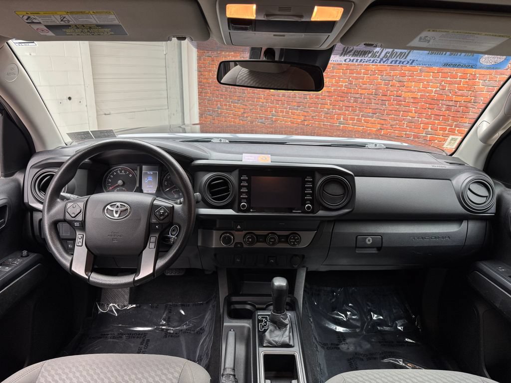 Used 2021 Toyota Tacoma SR AWD/4WD image 11