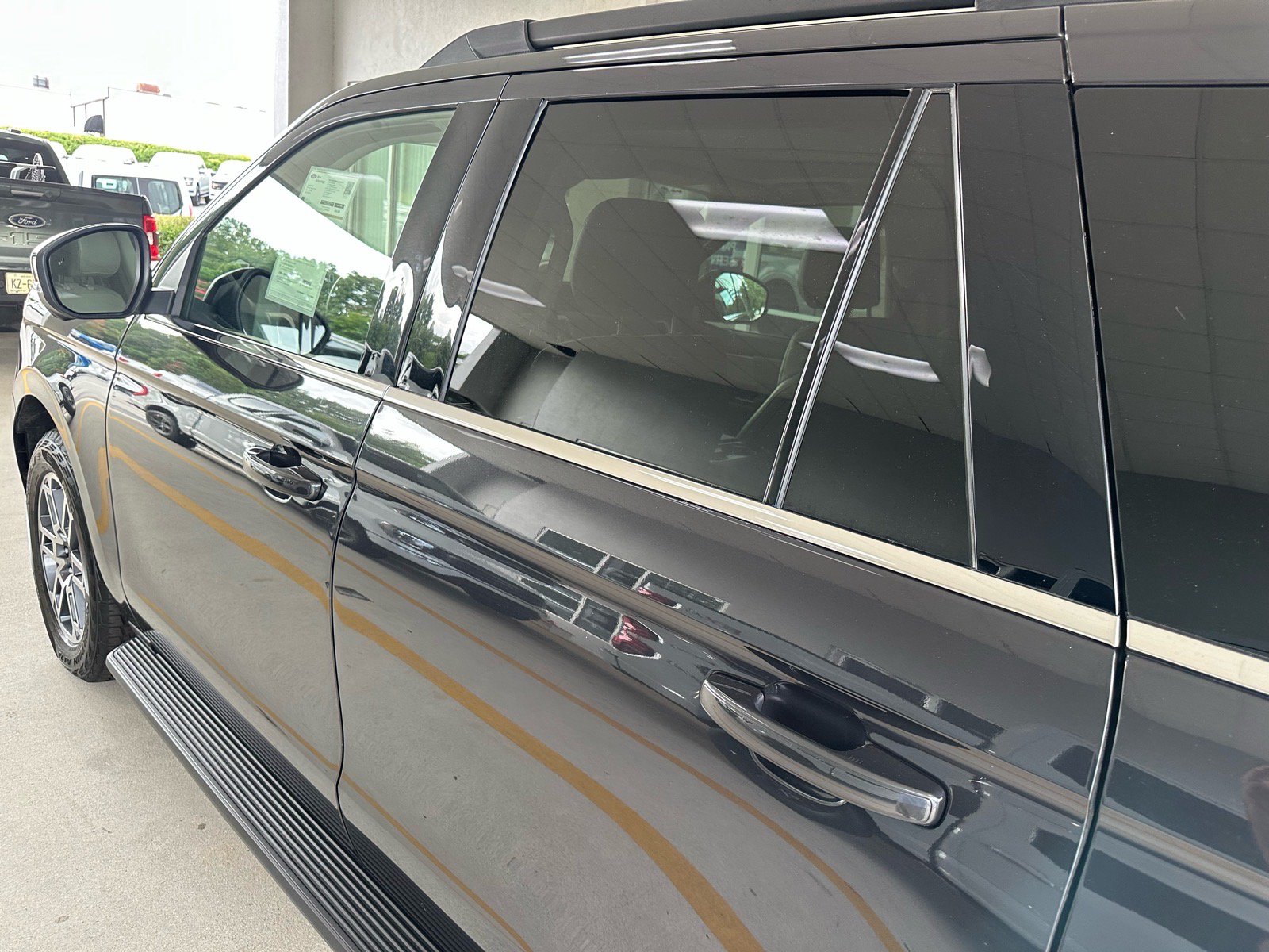 Certified 2025 Ford Expedition Active AWD/4WD image 11