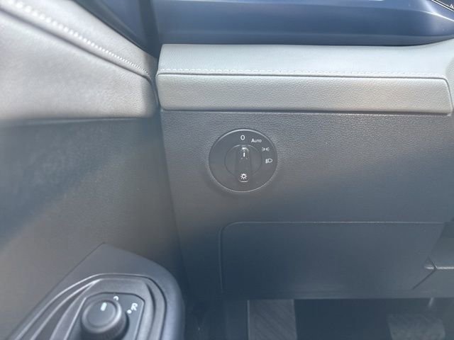 Used 2024 Volkswagen Taos SE image 16