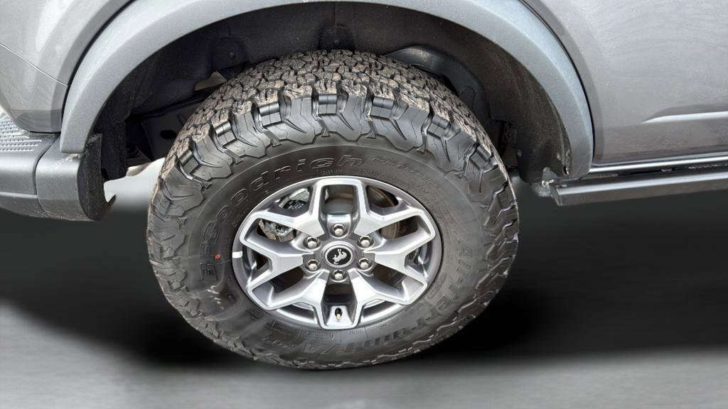 Certified 2025 Ford Bronco Badlands AWD/4WD image 44