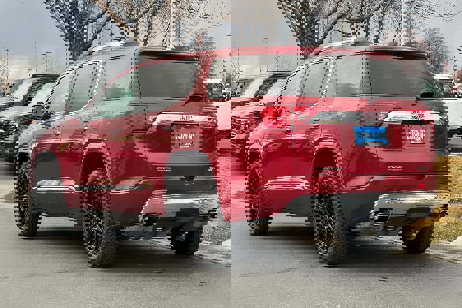 Used 2019 GMC Acadia Denali w/ Technology Package image 3