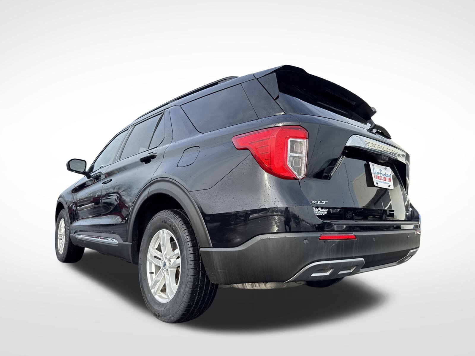 Certified 2022 Ford Explorer XLT w/ Equipment Group 202A image 8