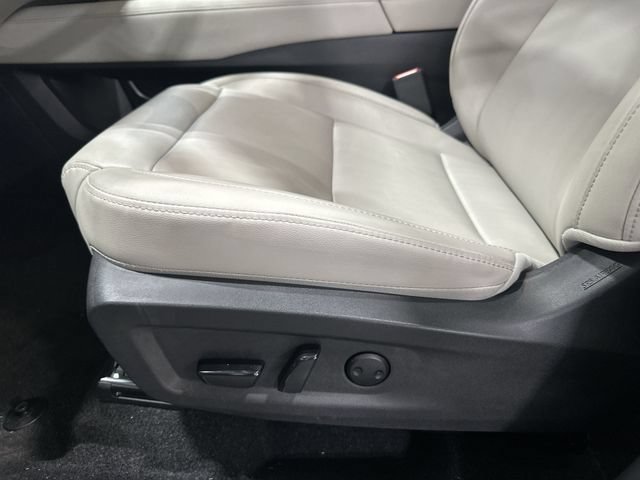Used 2025 Nissan Murano SL AWD/4WD image 18