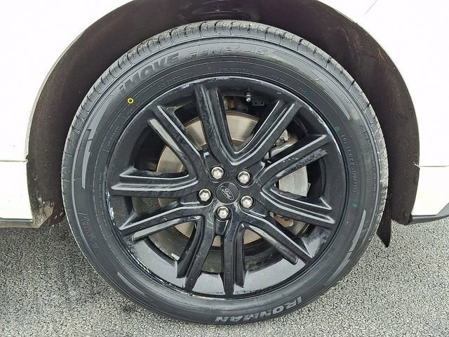 Certified 2022 Ford Edge ST-Line image 8