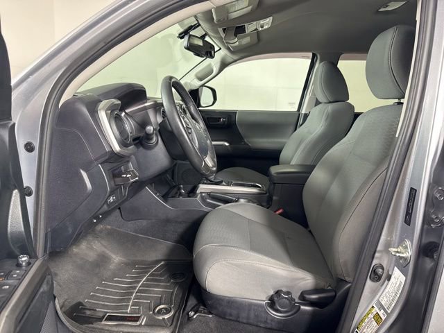Used 2017 Toyota Tacoma SR5 w/ Tow Package AWD/4WD image 11