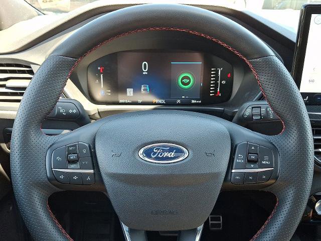 Certified 2023 Ford Escape ST-Line w/ Tech Pack #1 AWD/4WD image 21
