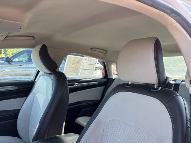 Certified 2019 Ford Fusion SE w/ Equipment Group 151A FWD image 30