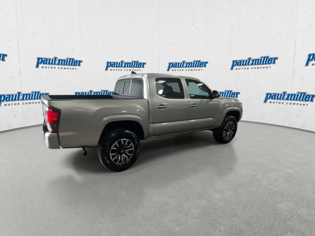 Used 2023 Toyota Tacoma SR AWD/4WD image 11