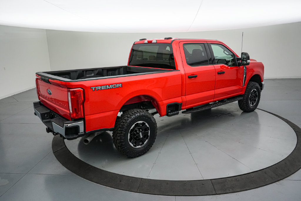 Certified 2026 Ford F250 XLT w/ Tremor Off-Road Package AWD/4WD image 4