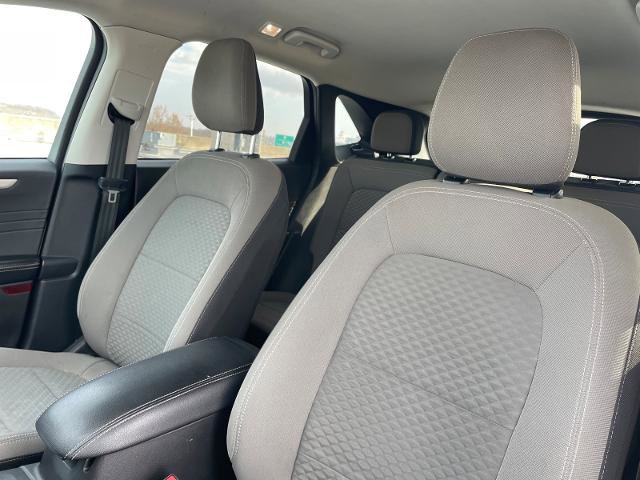 Certified 2022 Ford Escape SE w/ Convenience Package image 30