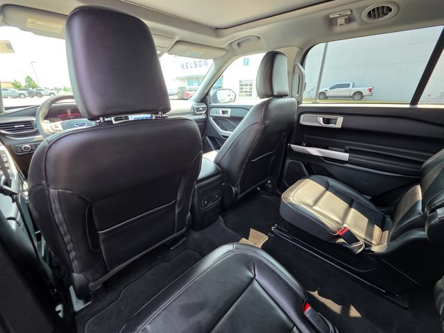 Certified 2023 Ford Explorer XLT w/ Equipment Group 202A AWD/4WD image 13