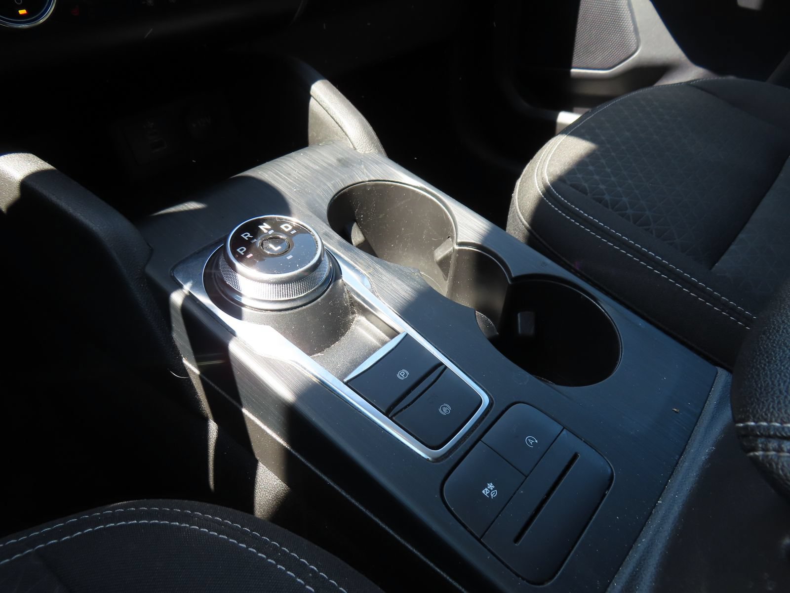 Certified 2024 Ford Escape Active AWD/4WD image 26