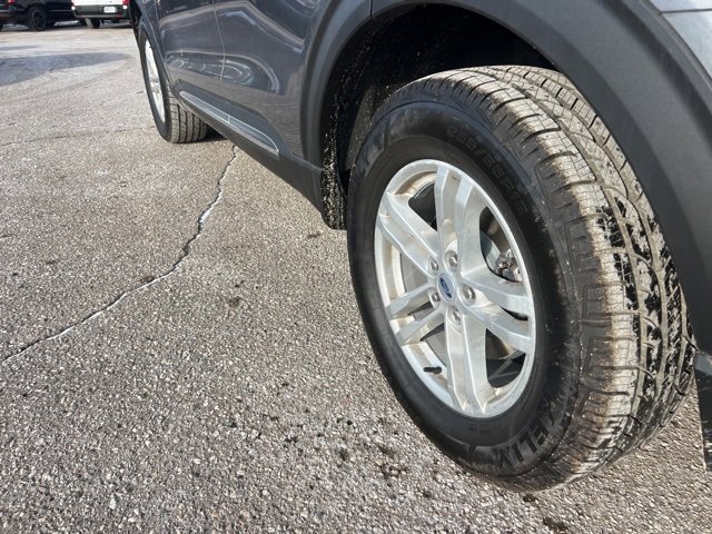 Certified 2022 Ford Explorer XLT w/ Equipment Group 202A image 26