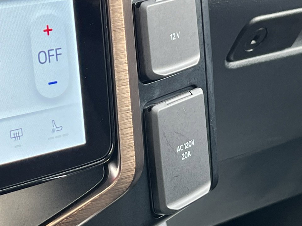 Certified 2023 Ford F150 Lightning Lariat w/ Equipment Group 511A High image 27