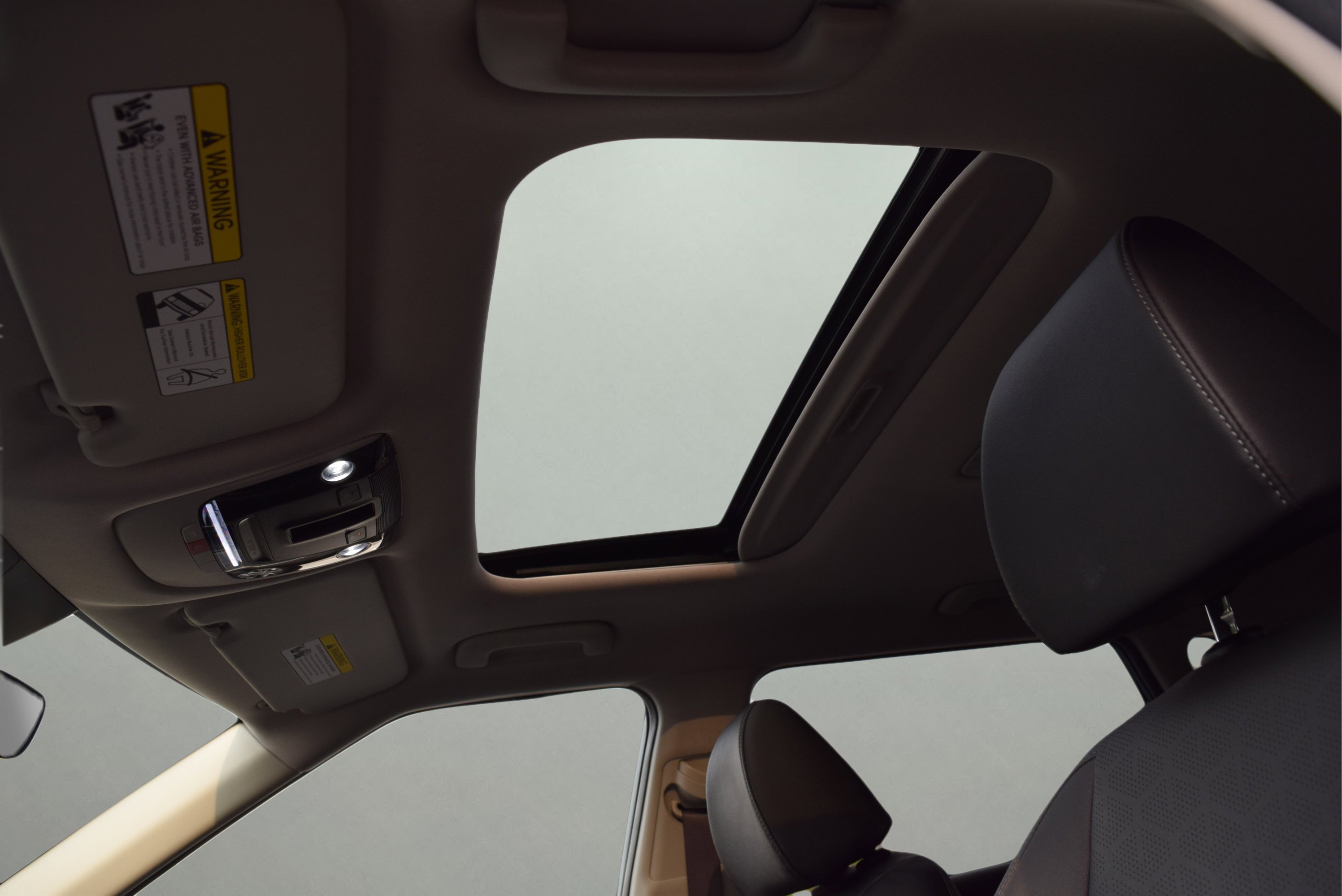 Used 2024 Kia Seltos EX image 10