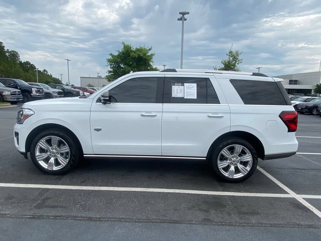 Certified 2024 Ford Expedition King Ranch RWD image 4