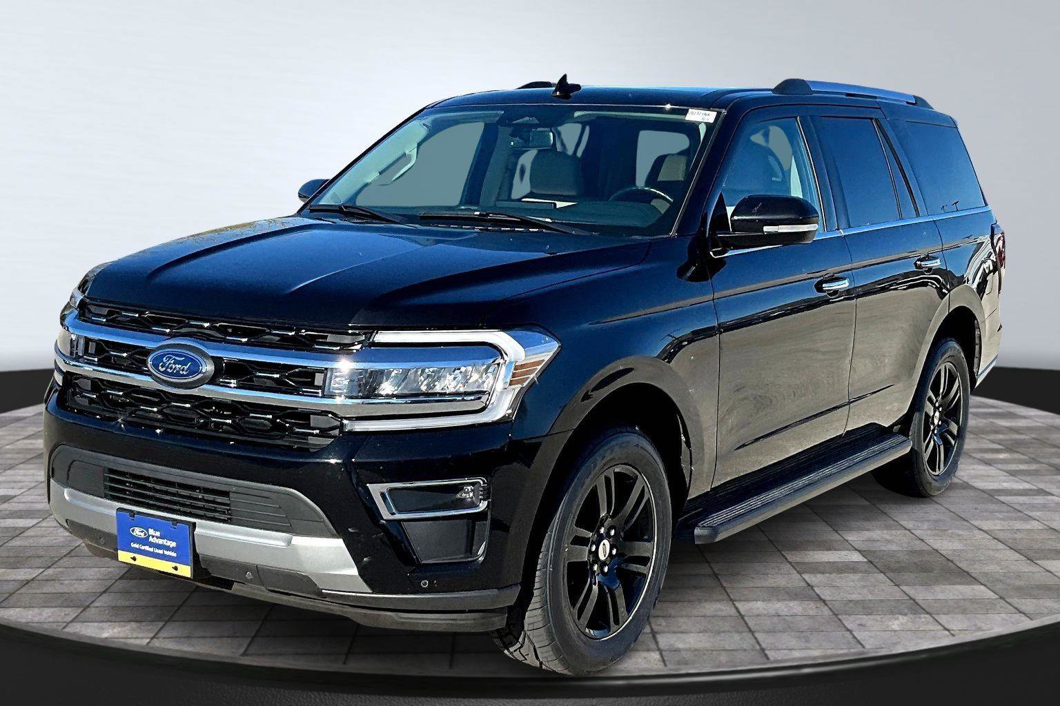 Certified 2024 Ford Expedition Limited image 2