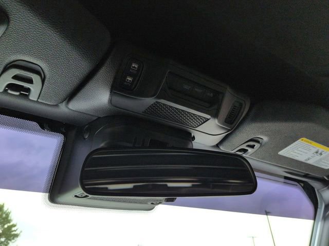 Used 2024 Jeep Wrangler Sport S image 21