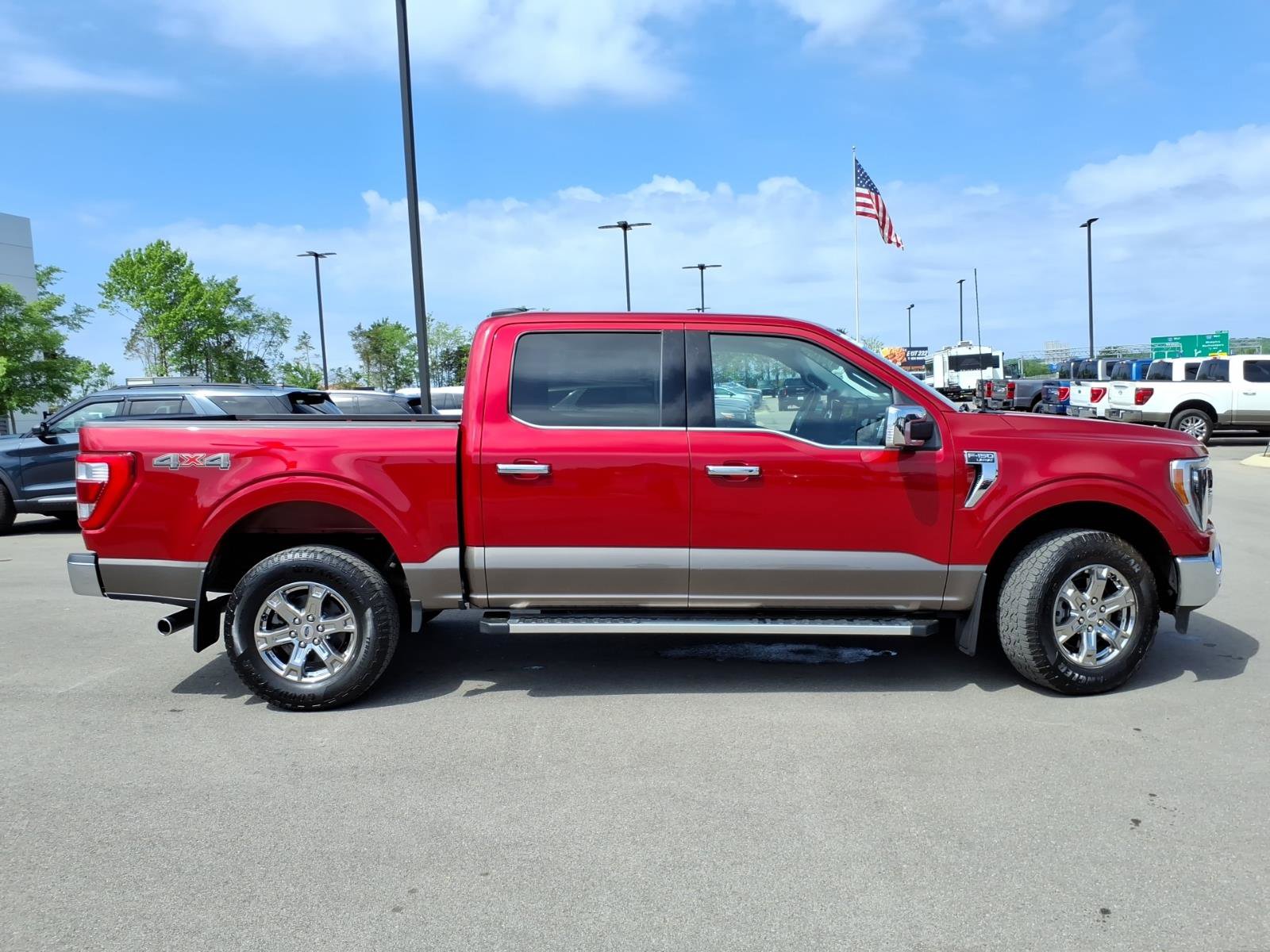 Certified 2022 Ford F150 Lariat w/ Equipment Group 502A High AWD/4WD image 2