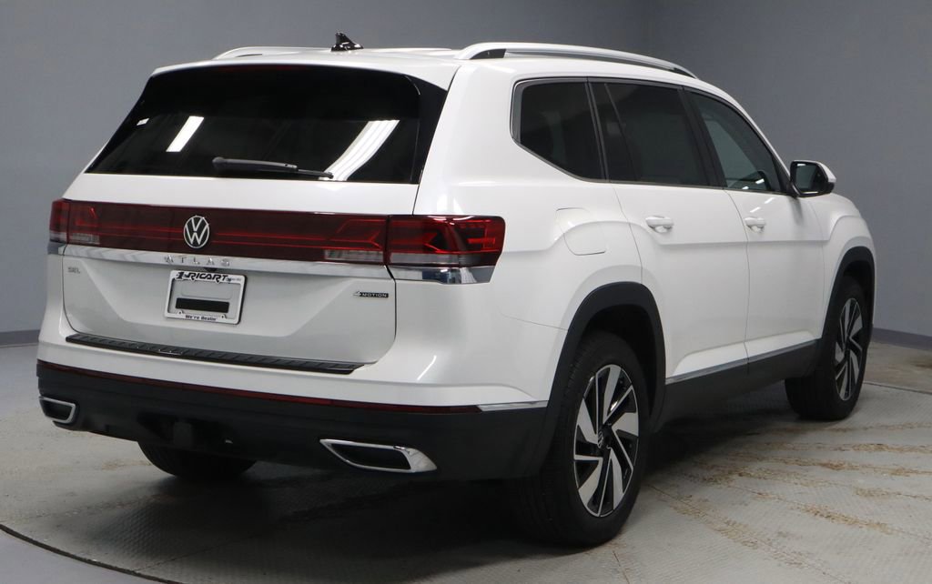 Used 2024 Volkswagen Atlas SEL AWD/4WD image 5