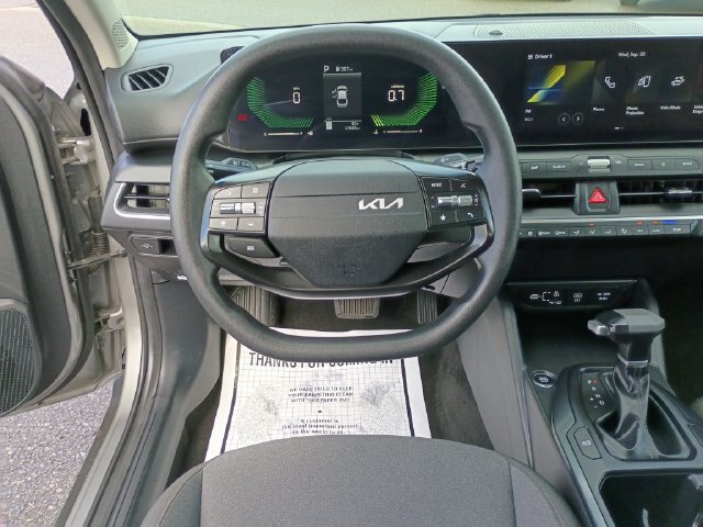 Used 2025 Kia K4 FWD image 13