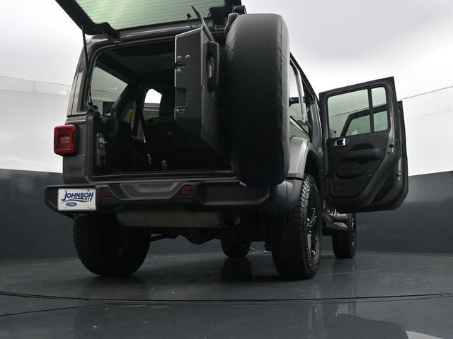 Used 2021 Jeep Wrangler Unlimited Sahara AWD/4WD image 44