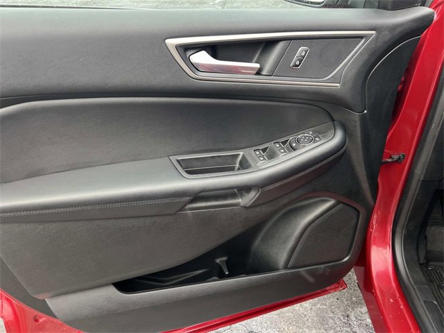 Certified 2022 Ford Edge SEL w/ Convenience Package image 16
