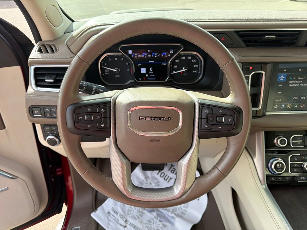 Used 2021 GMC Yukon Denali w/ Advanced Technology Package image 15