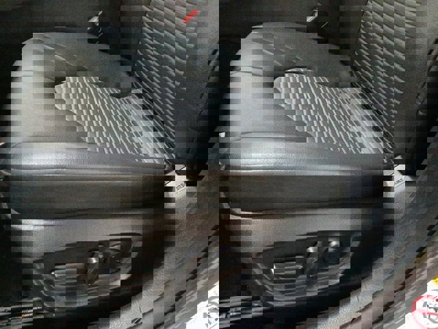 Used 2019 Toyota Camry SE image 19