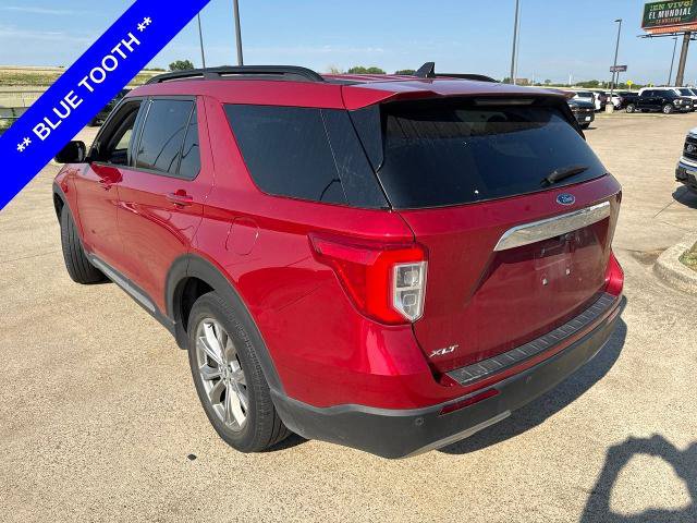 Certified 2023 Ford Explorer XLT w/ Equipment Group 202A RWD image 8