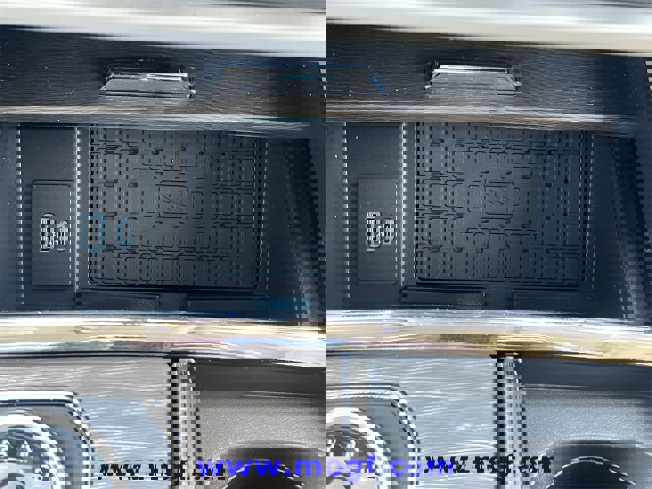 Certified 2024 Ford Expedition Limited image 14