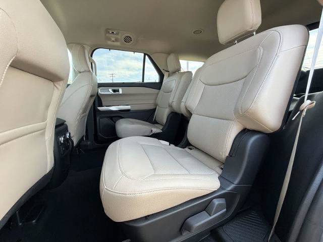 Certified 2021 Ford Explorer Limited w/ Equipment Group 301A AWD/4WD image 19