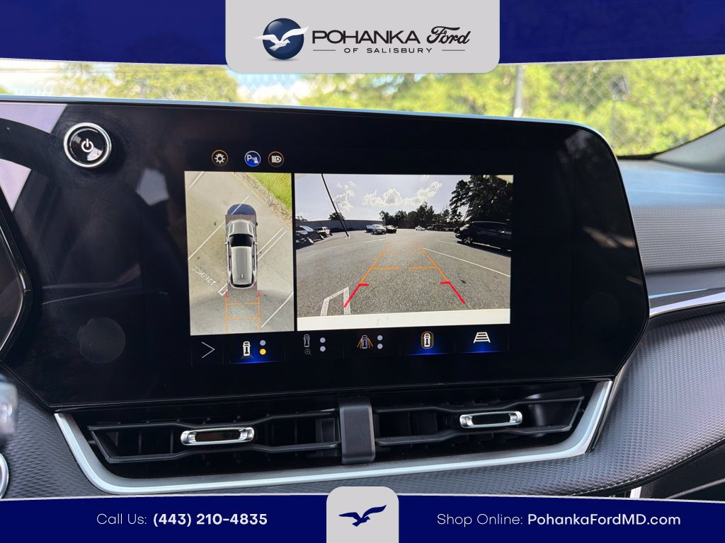 Used 2025 Chevrolet Equinox LT w/ Convenience Package II FWD image 11