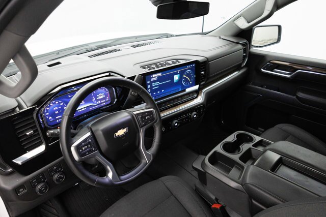 Used 2023 Chevrolet Silverado 1500 LT AWD/4WD image 28